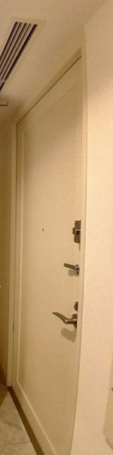 (玄関)