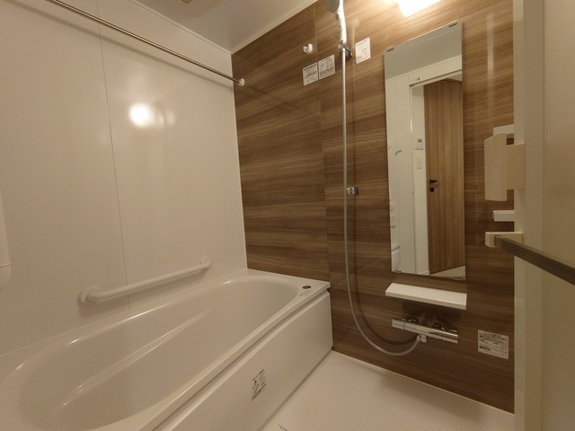 ※写真は同タイプ住戸です。(風呂)