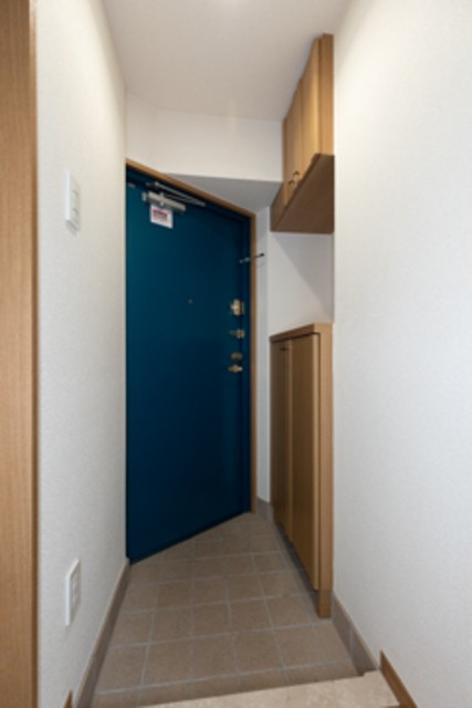 ※写真は同タイプ住戸です。(玄関)