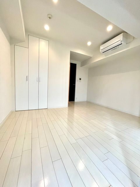 (居間)