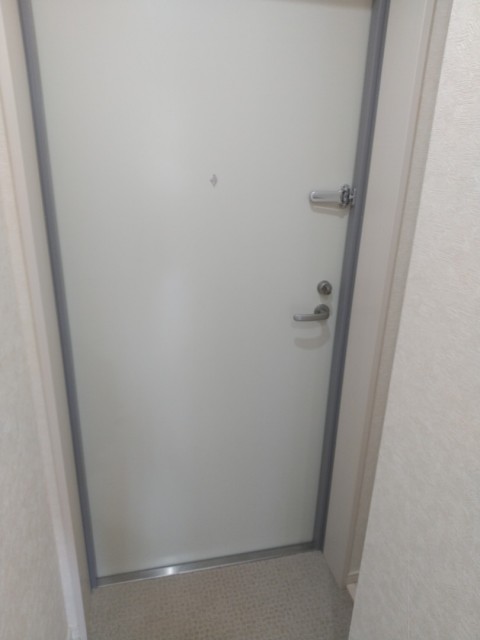 (玄関)