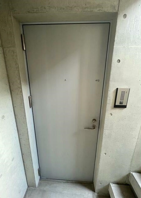 ※同仕様写真含む(玄関)