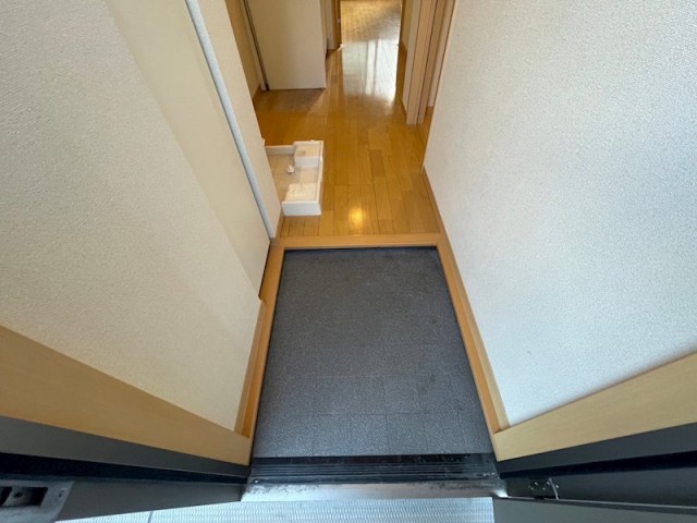 (玄関)