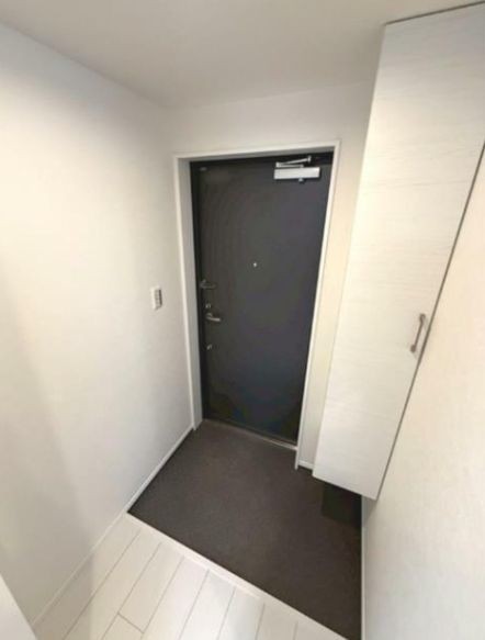 (玄関)