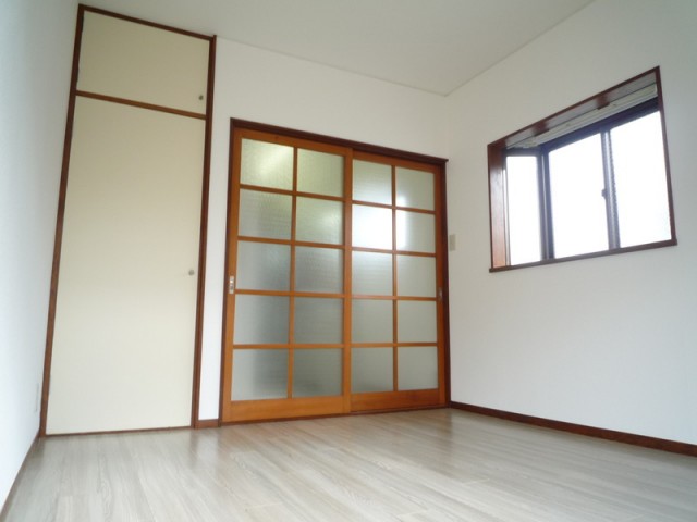 (居間)