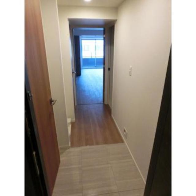 ※写真は同タイプ住戸です。(玄関)