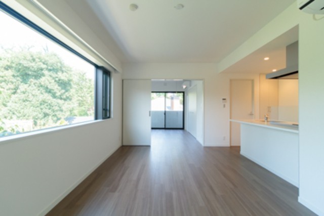 ※写真は同タイプ住戸です。(居間)