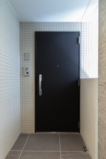 ※写真は同タイプ住戸です。(玄関)
