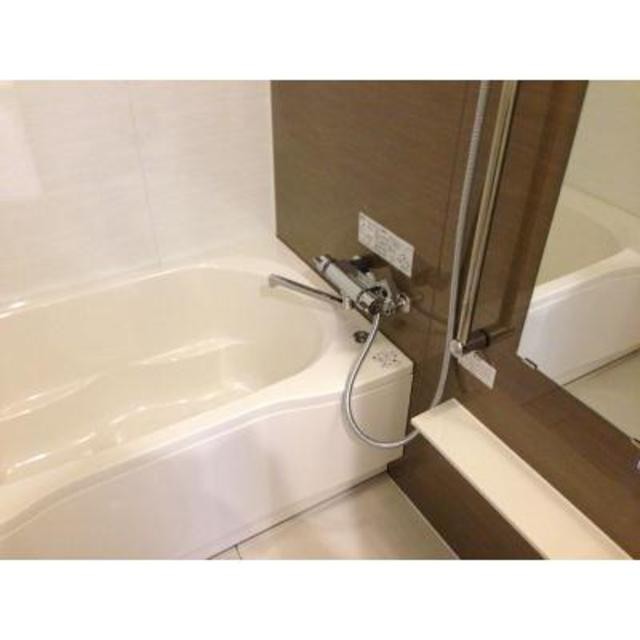※写真は同タイプ住戸です。(風呂)