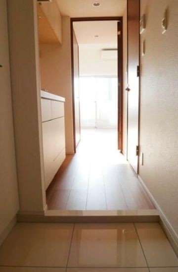 (玄関)