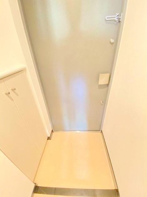 ※同仕様写真含む(玄関)