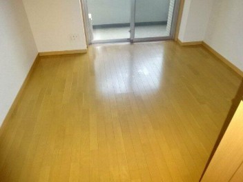 (居間)