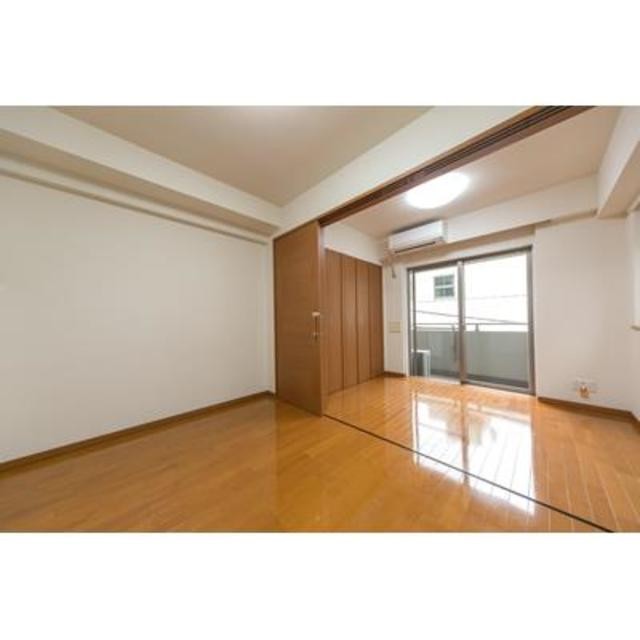 ※写真は同タイプ住戸です。(居間)