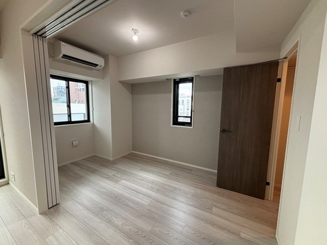 ※写真は同タイプ住戸です。(居間)