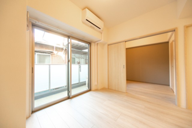 ※写真は同タイプ住戸です。(居間)