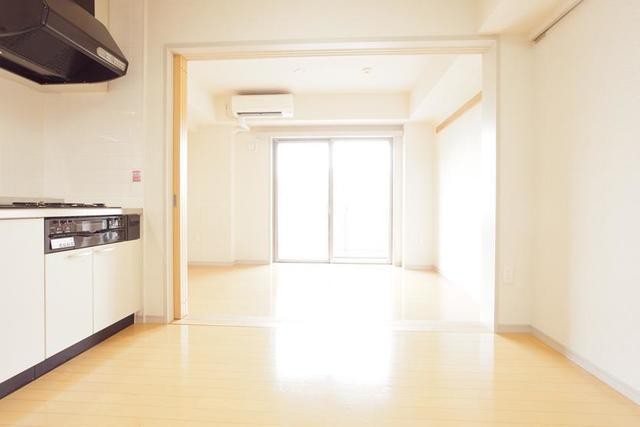 ※写真は同タイプ住戸です。(居間)