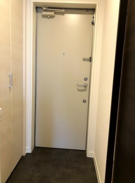 ※写真は別部屋の参考写真です。(玄関)
