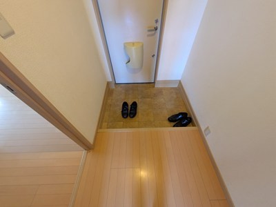 (玄関)