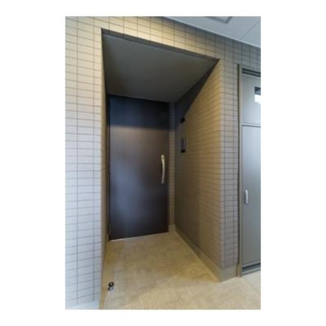 ※写真は同タイプ住戸です。(玄関)