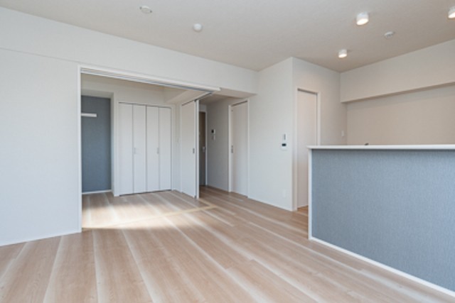 ※写真は同タイプ住戸です。(居間)