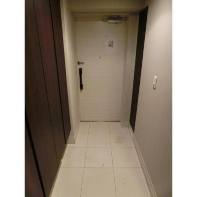 ※写真は同タイプ住戸です。(玄関)