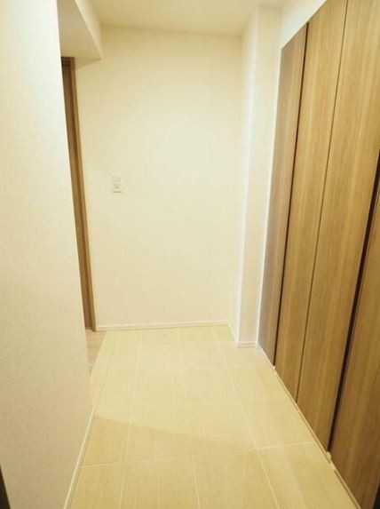 (玄関)