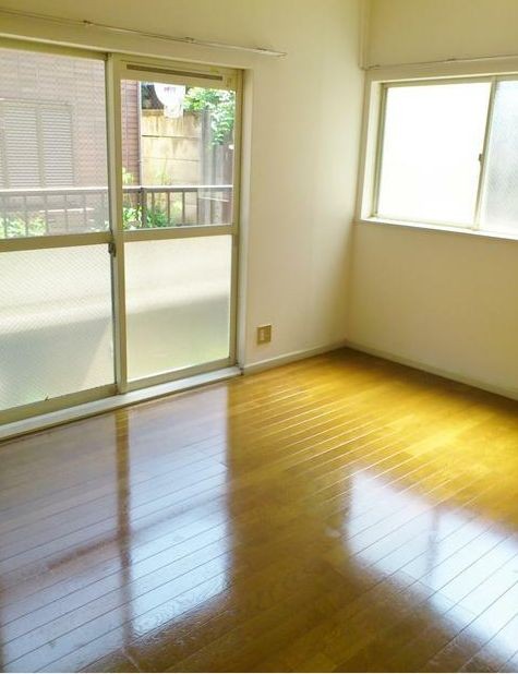 ※写真は別部屋を使用しています(居間)