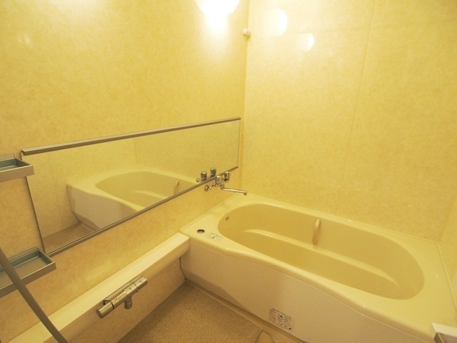 ※写真は同タイプ住戸です。(風呂)