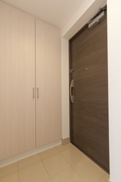 ※写真は同タイプ住戸です。(玄関)