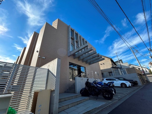 世田谷区代田2丁目 【賃貸居住】マンション