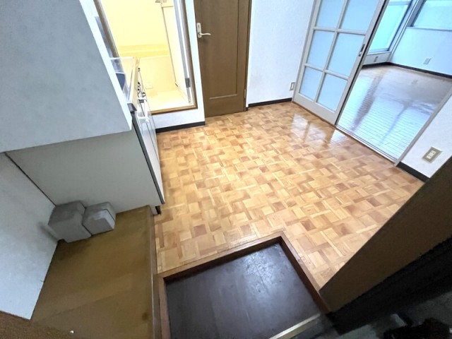 (玄関)