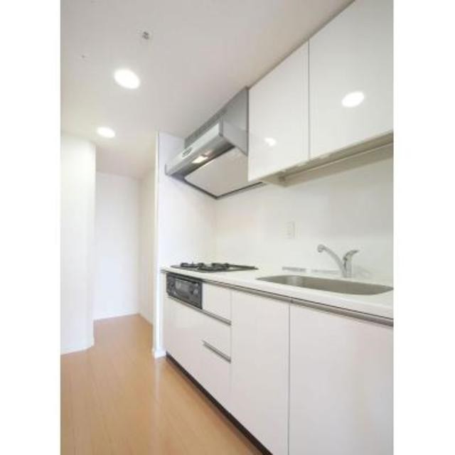 ※写真は同タイプ住戸です。(キッチン)