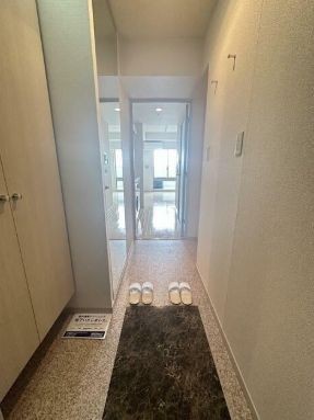 (玄関)