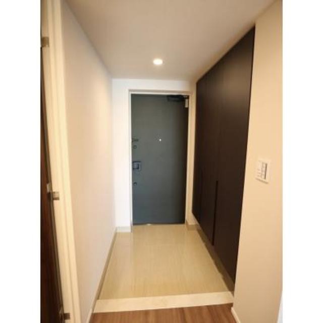 ※写真は同タイプ住戸です。(玄関)