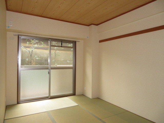 (居間)