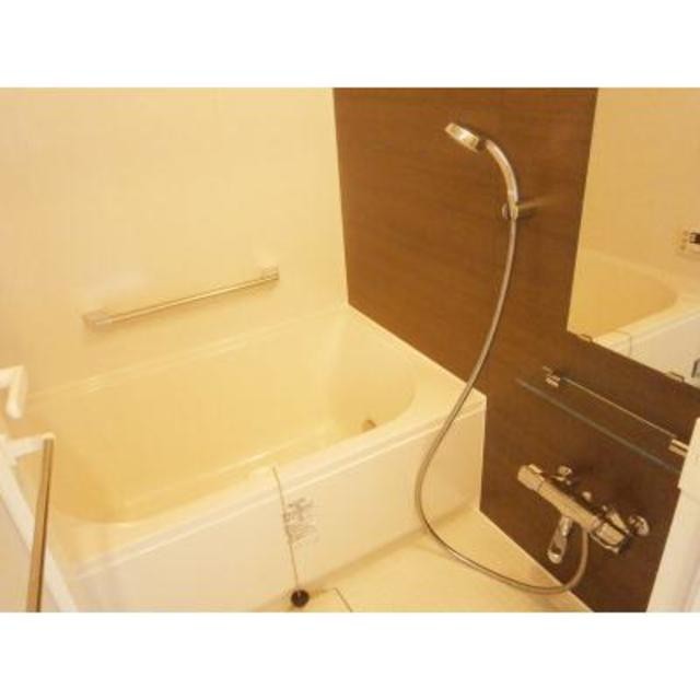 ※写真は同タイプ住戸です。(風呂)