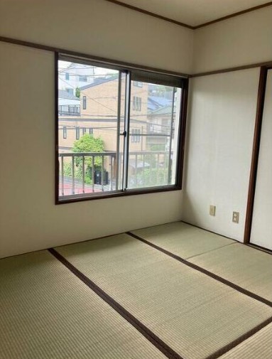 (居間)