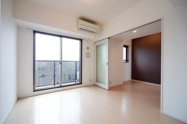 ※写真は別部屋の参考写真です。(居間)