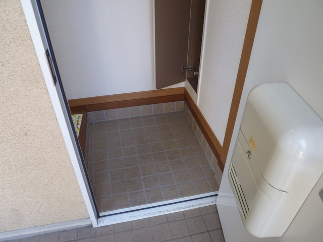 (玄関)