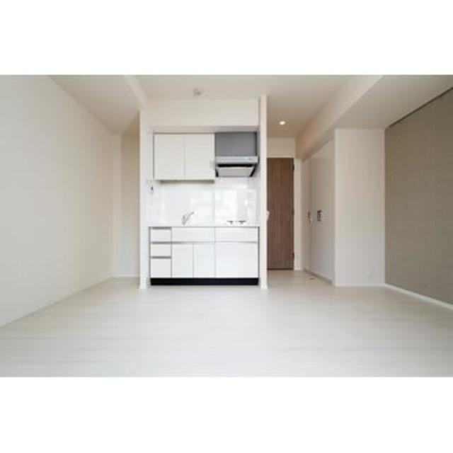 ※写真は同タイプ住戸です。(居間)