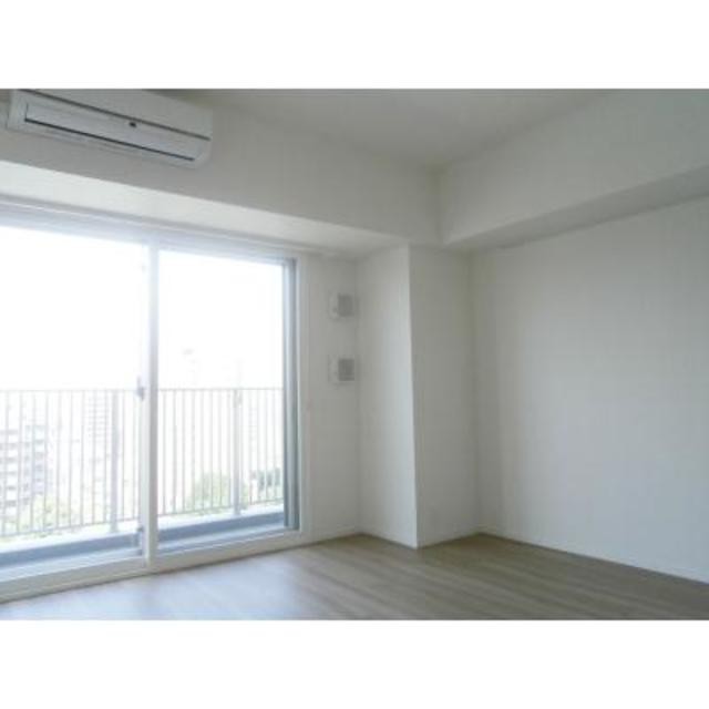 ※写真は同タイプ住戸です。(居間)