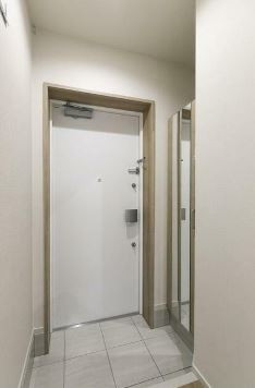 (玄関)