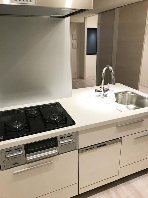 ※写真は同タイプ住戸です。(キッチン)