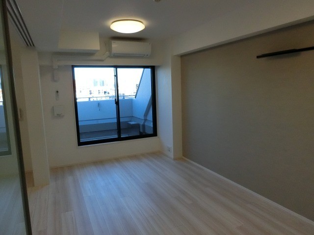 ※写真は同タイプ住戸です。(居間)