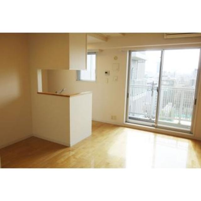 ※写真は同タイプ住戸です。(居間)