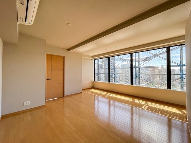 ※写真は同タイプ住戸です。(居間)