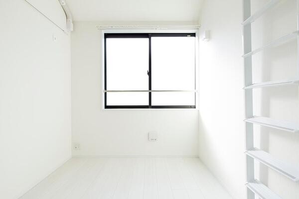 ※同仕様写真含む(居間)