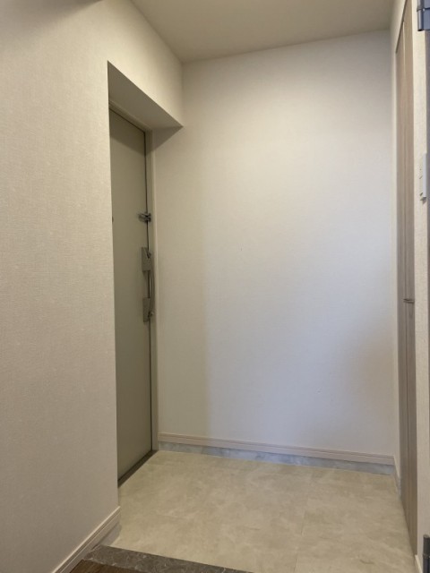 (玄関)