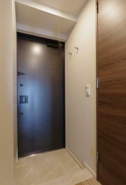(玄関)