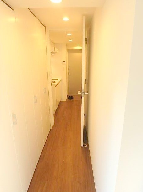 (玄関)